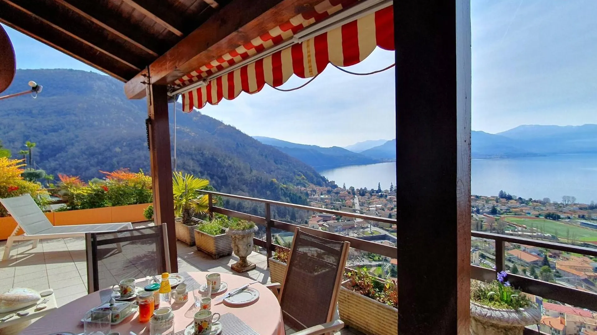 Lovely Holiday Home With Private Terrace Maccagno